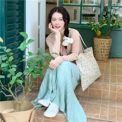 开局负债累累，我靠系统逆风翻盘